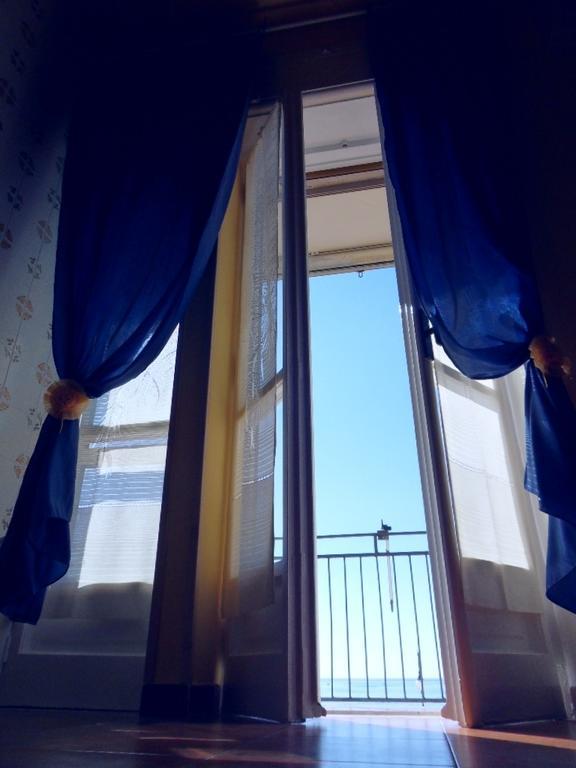Leucosia Bed & Breakfast ซาแลร์โน ภายนอก รูปภาพ